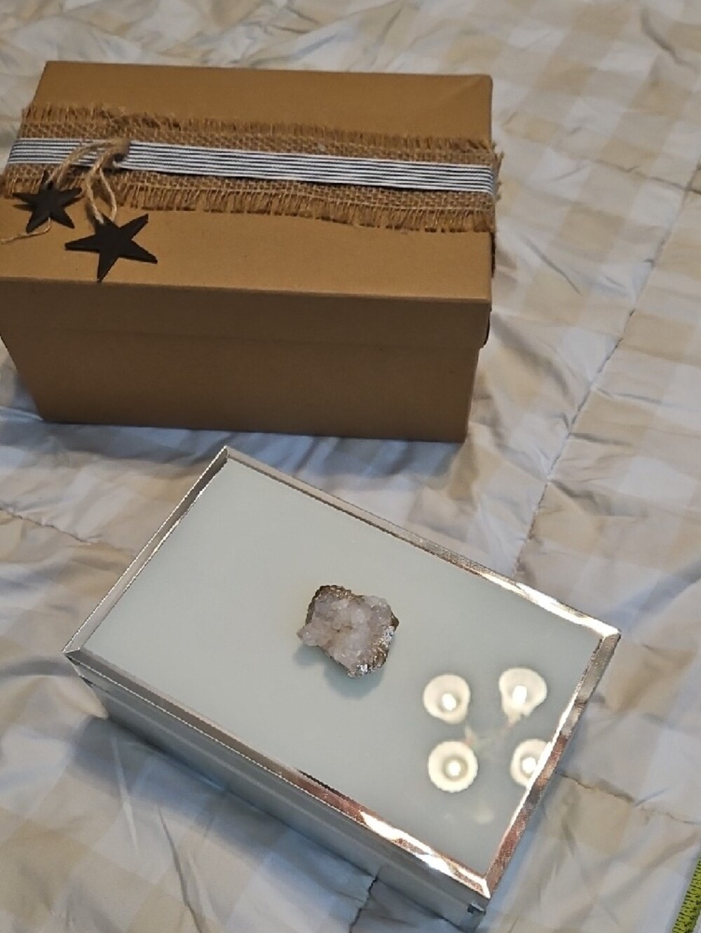 Decorative Jewerly Box with Crystal Accent - - Picture 6 of 8